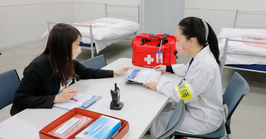 Nurses are arranged 